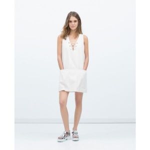 NWOT Zara White Lace-up V-Neck Shift Dress XS